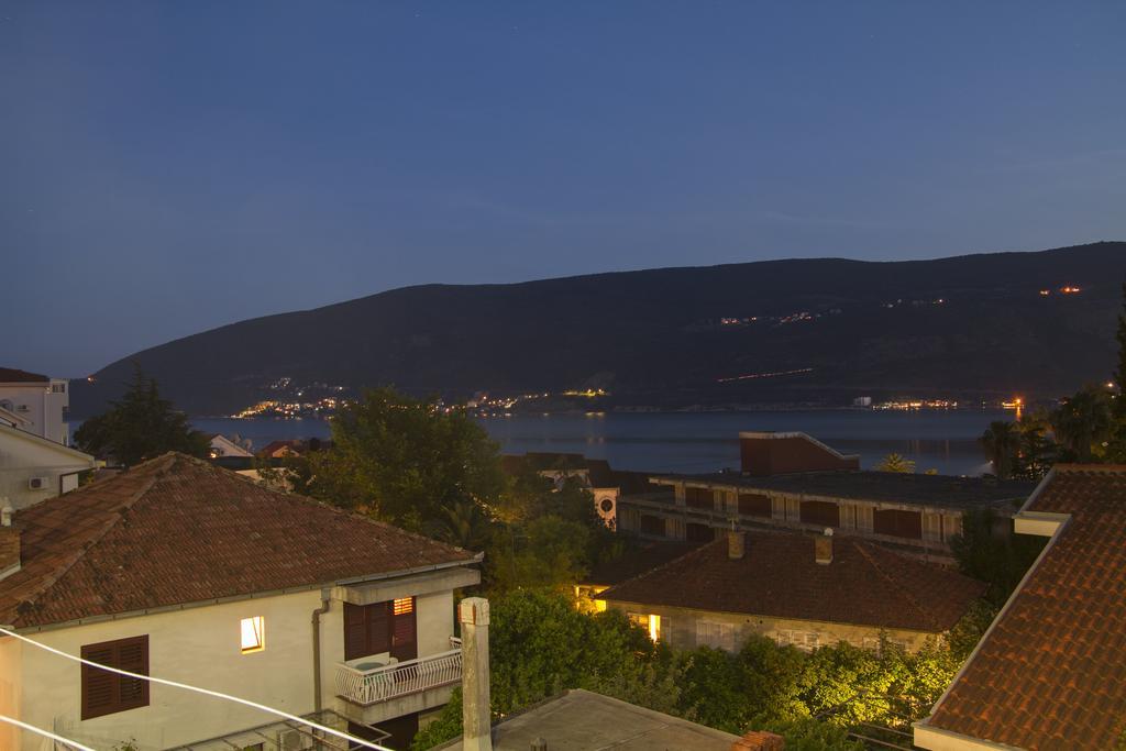 Apartments Gugolj M&M Херцег-Нови Экстерьер фото